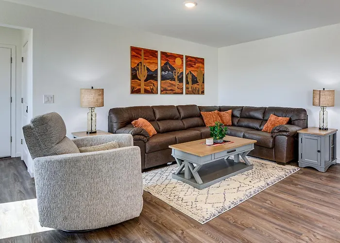 Golf Getaway W/ Patio & Yard! Wickenburg