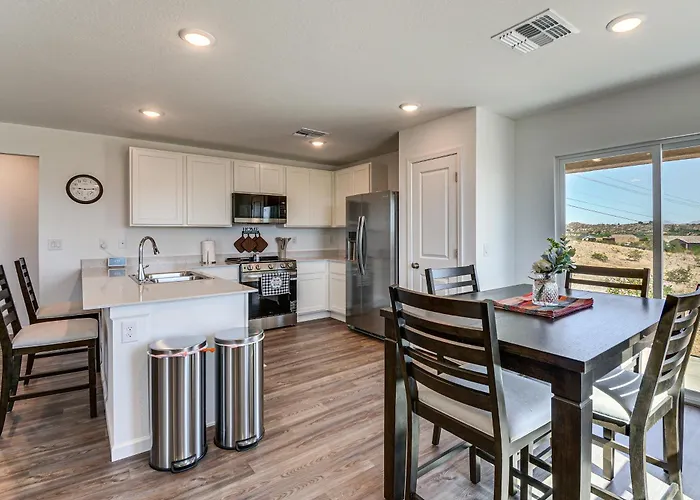 Golf Getaway W/ Patio & Yard! Wickenburg